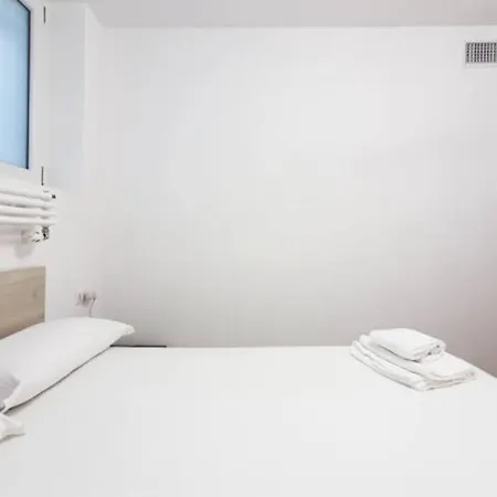 Apartment Ihost Cozy Flat - Val Strona 1